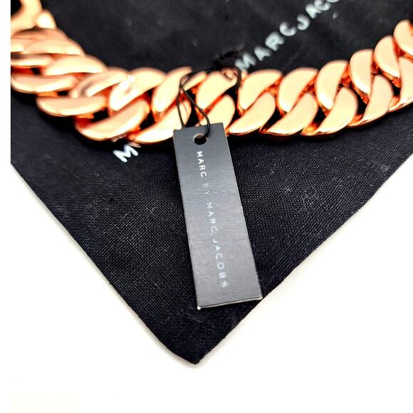 MARC BY MARC JACOBS Katie Turn Lock Rose Gold Bracelet 7.5" - Picture 3 of 14